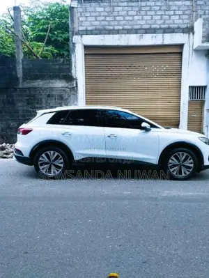 Audi Q4 2024 SUV (Used)