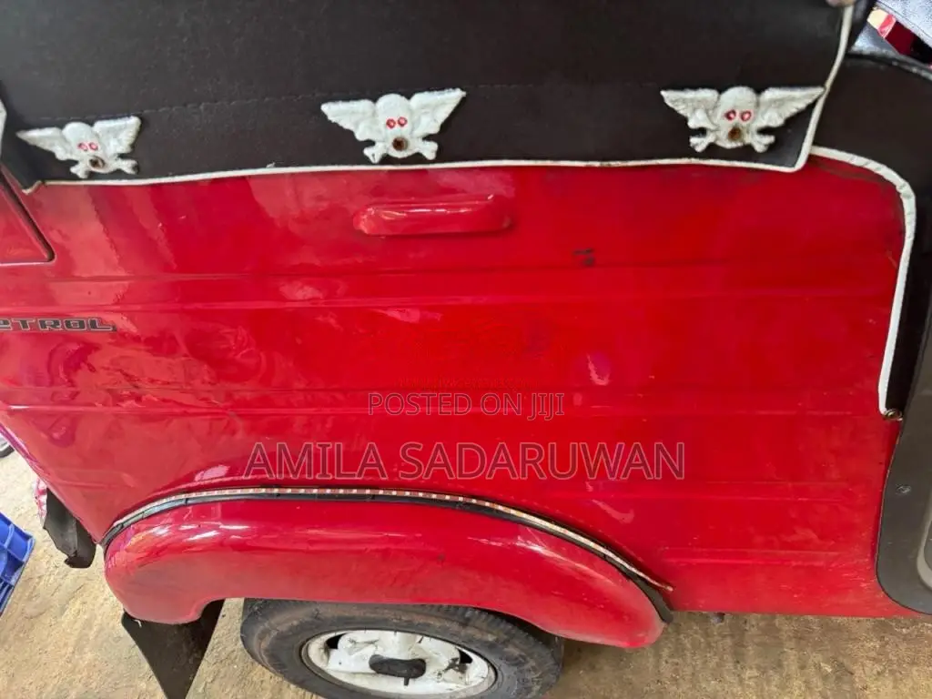 Bajaj Re 2013 Three Wheel (Used)