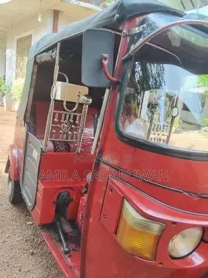 Bajaj Re 2011 Three Wheel (Used)