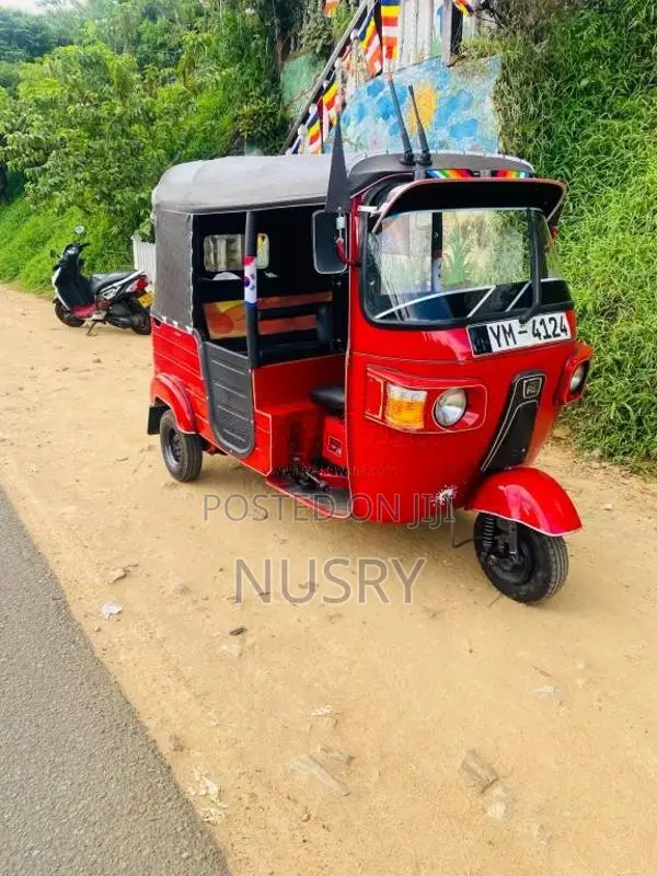 Bajaj Re 2011 Three Wheel (Used)