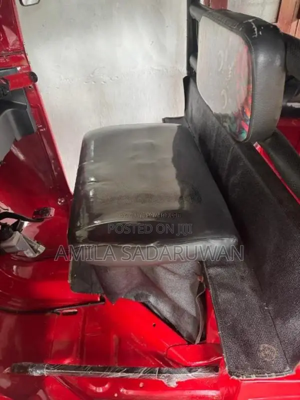 Bajaj Re 2013 Three Wheel (Used)