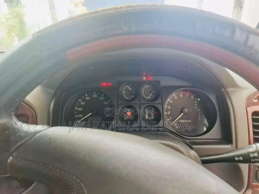 Mitsubishi Montero 2003 SUV (Used)