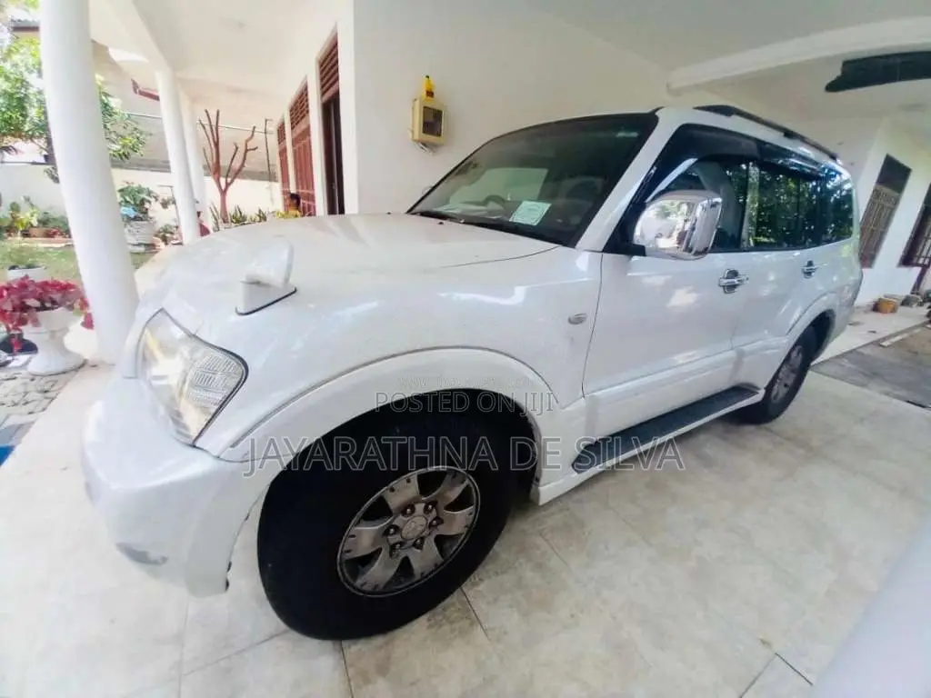 Mitsubishi Montero 2003 SUV (Used)