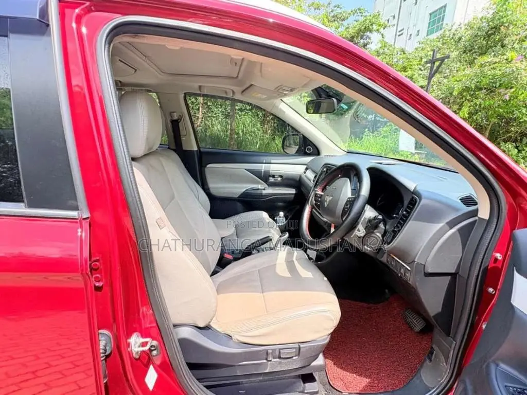 Mitsubishi Outlander 2015 SUV (Used)