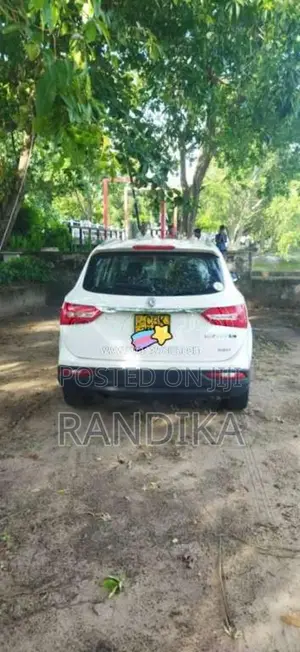 DFSK Glory 580 2020 SUV (Used)