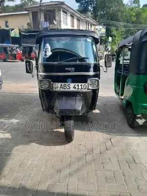 Piaggio Ape 2018 Three Wheel (Used)