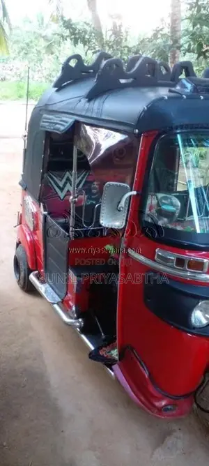 Bajaj RE 2015 Three Wheel (Used)