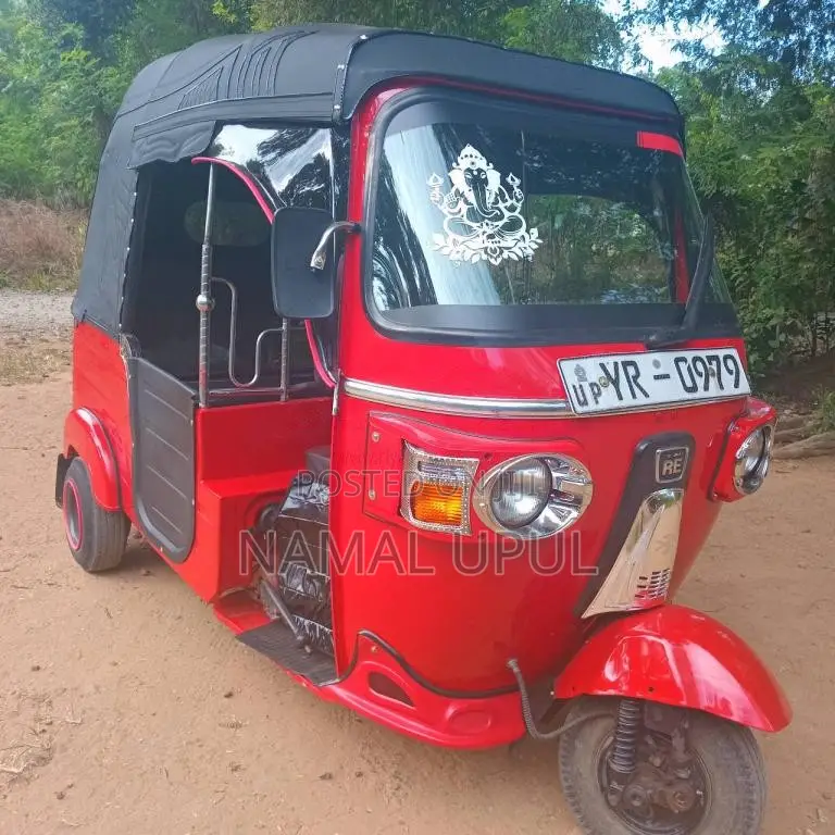 Bajaj RE 205 2011 Three Wheel (Used)