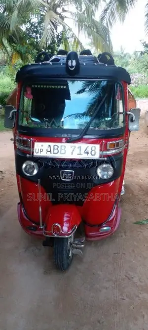 Bajaj RE 2015 Three Wheel (Used)