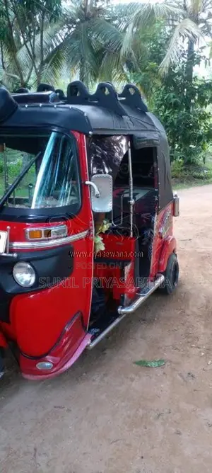 Bajaj RE 2015 Three Wheel (Used)