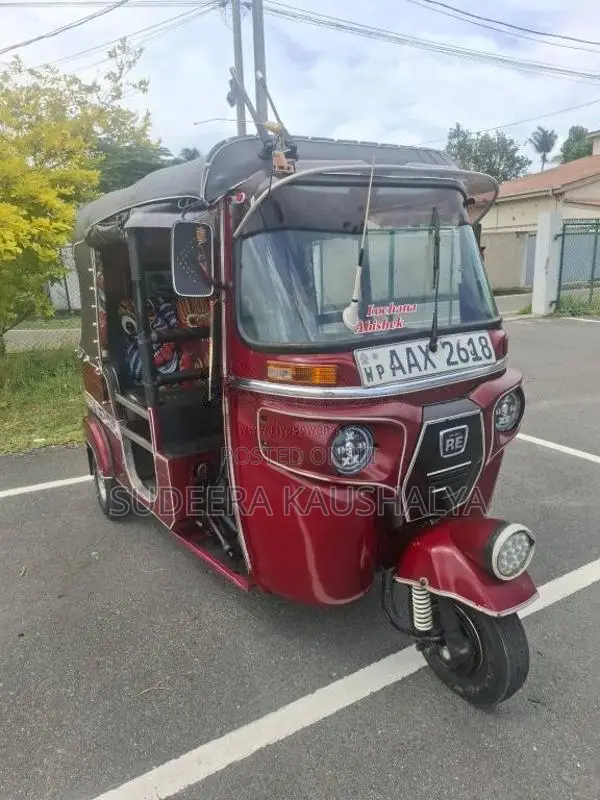 Bajaj 4 Stroke 2015 Three Wheel (Used)