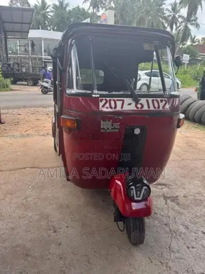 Bajaj RE 2000 Three Wheel (Used)