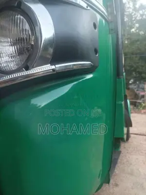 Bajaj 4 stroke 2017 Three Wheel (Used)