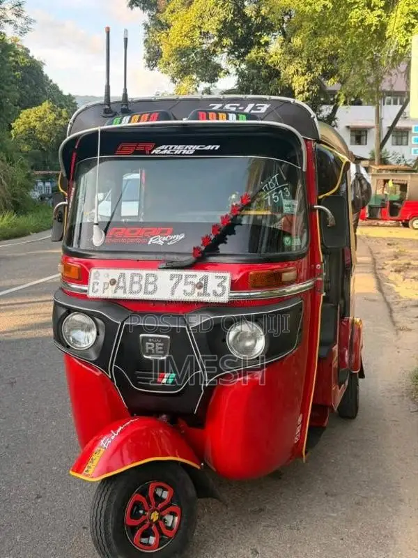 Bajaj RE 205 2015 Three Wheel (Used)