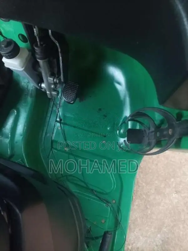 Bajaj 4 stroke 2017 Three Wheel (Used)