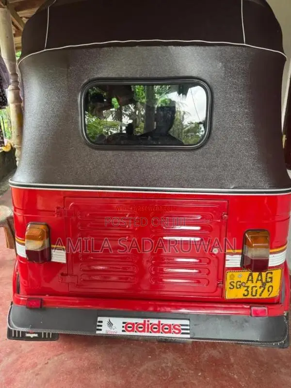 Bajaj RE 2013 Three Wheel (Used)