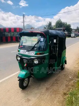Bajaj RE 205 2015 Three Wheel (Used)