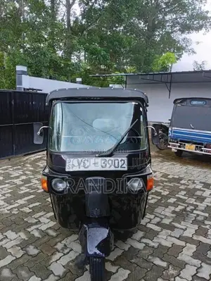 Bajaj RE 2010 Three Wheel (Used)