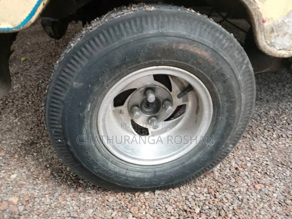 Bajaj RE 2 STROKE 2004 Three Wheel (Used)