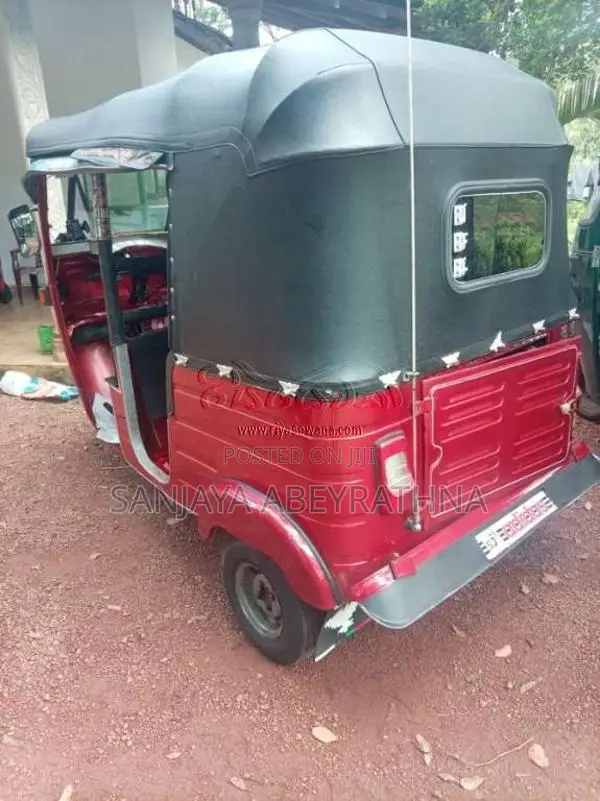 Bajaj RE 2 Stroke 1998 Three Wheel (Used)