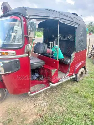 Bajaj RE 2014 Three Wheel (Used)