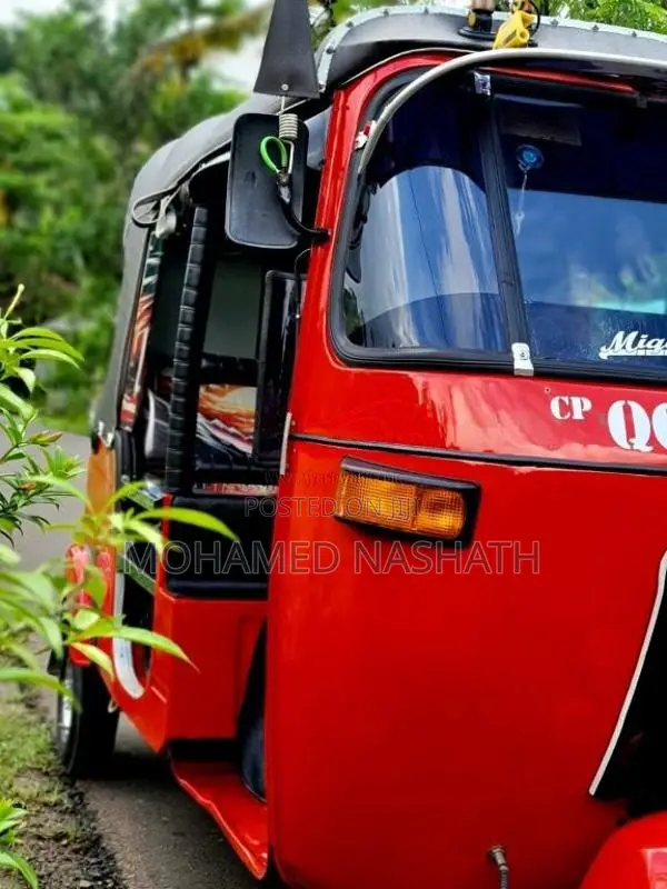 Bajaj RE 2005 Three Wheel (Used)