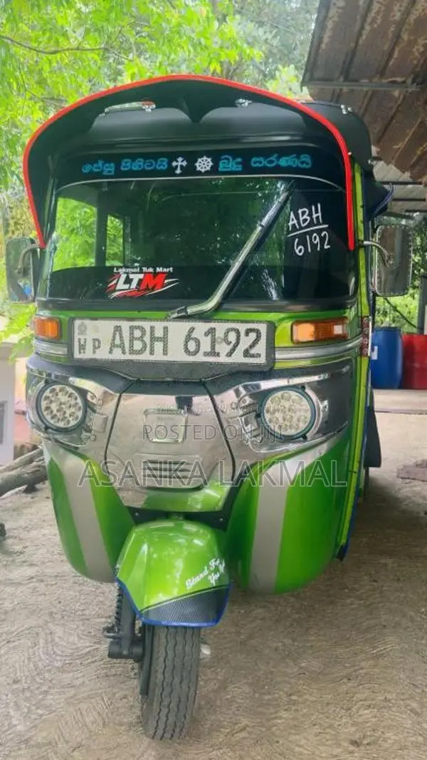 Bajaj RE 2015 Three Wheel (Used)