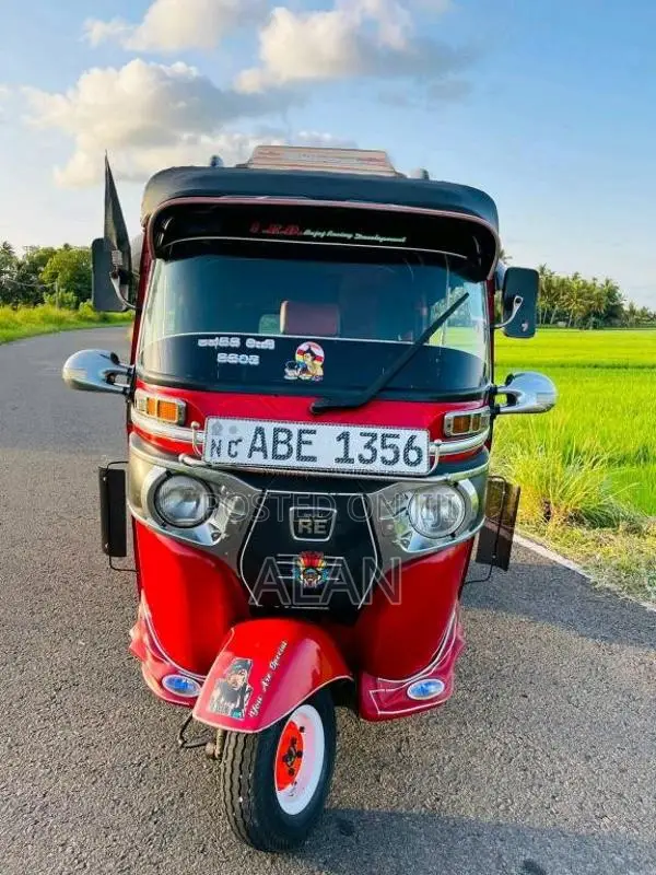 Bajaj 4 stroke 2015 Three Wheel (Used)