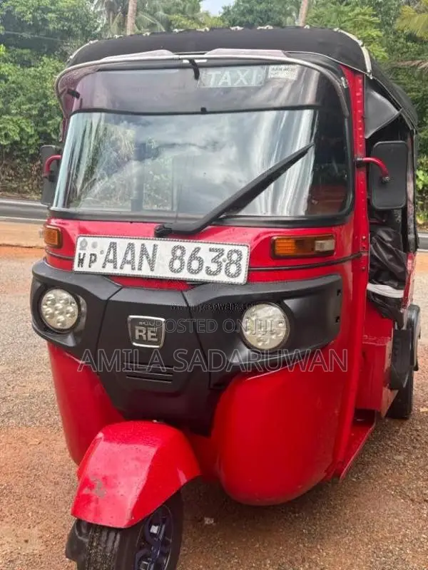 Bajaj RE 2014 Three Wheel (Used)