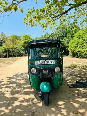 Bajaj RE 4 Stroke 2016 Three Wheel (Used)