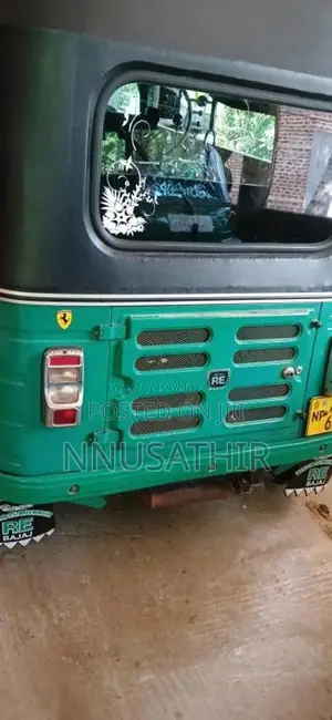 Bajaj 4 Stroke 2016 Three Wheel (Used)