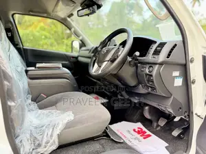 Toyota Hiace GDH 223 2026 Van Unregistered (Recondition)