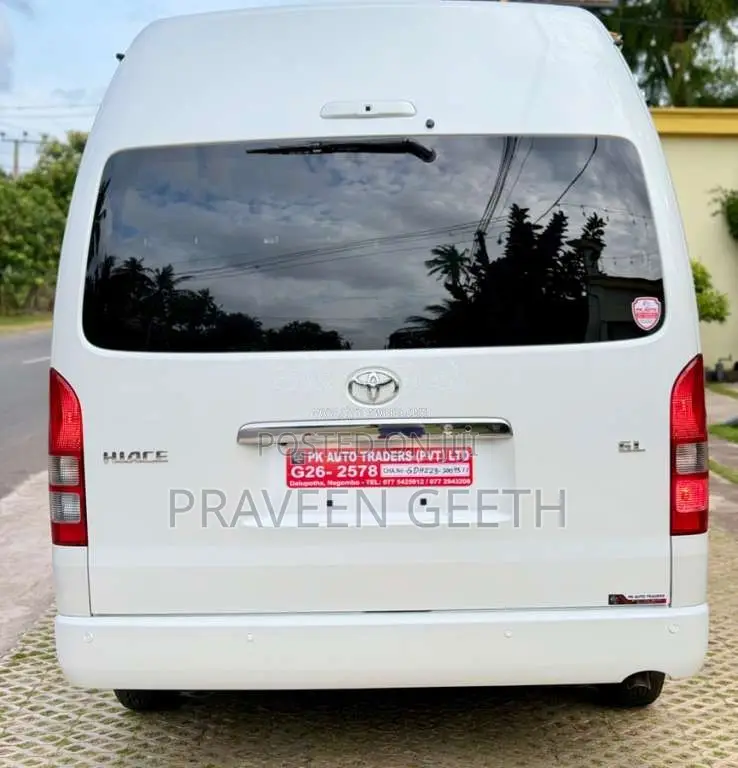 Toyota Hiace GDH 223 2026 Van Unregistered (Recondition)