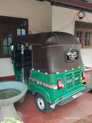 Bajaj RE 2016 Three Wheel (Used)