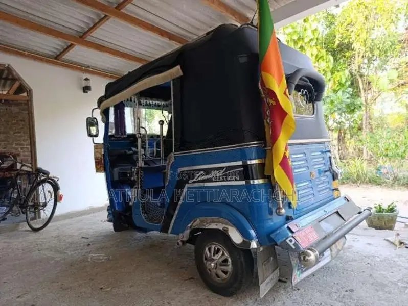 Bajaj RE 2013 Three Wheel (Used)