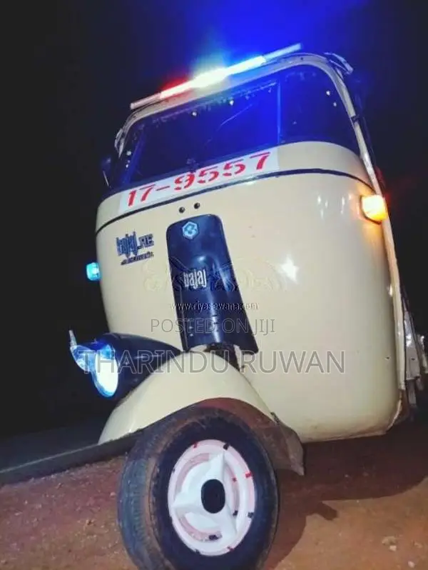 Bajaj 2 Stroke 2000 Three Wheel (Used)