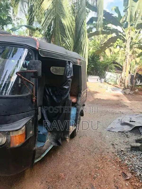 Piaggio Ape 2013 Three Wheel (Used)
