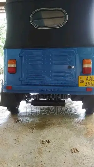 Bajaj 4 stroke 2013 Three Wheel (Used)