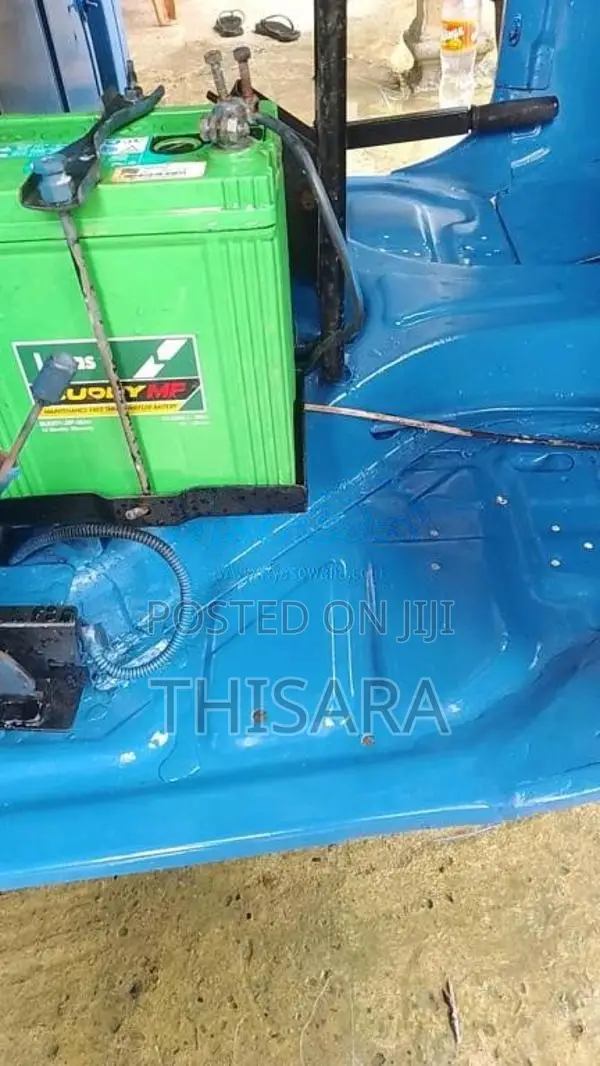 Bajaj 4 stroke 2013 Three Wheel (Used)