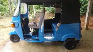 Bajaj 4 stroke 2013 Three Wheel (Used)