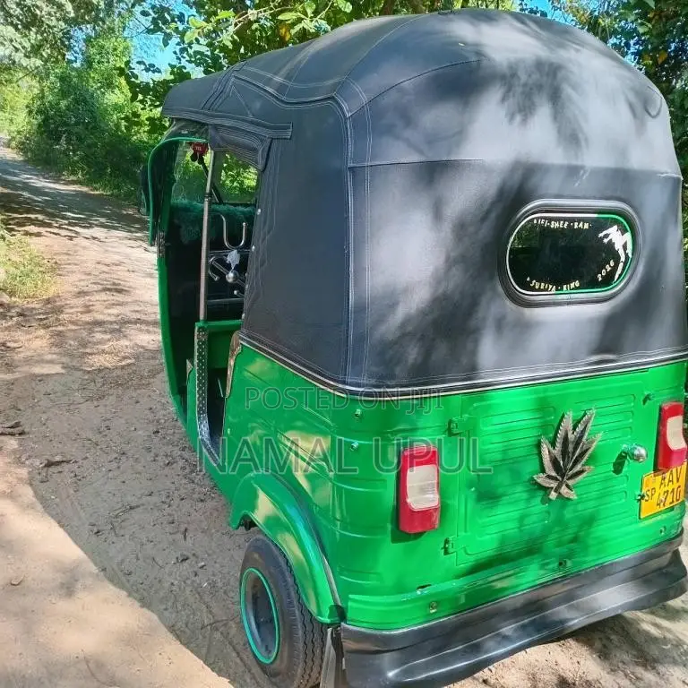 Bajaj RE 2015 Three Wheel (Used)