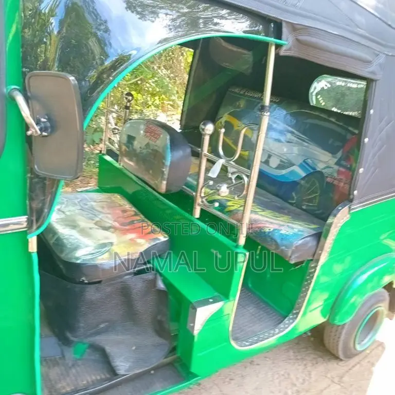 Bajaj RE 2015 Three Wheel (Used)