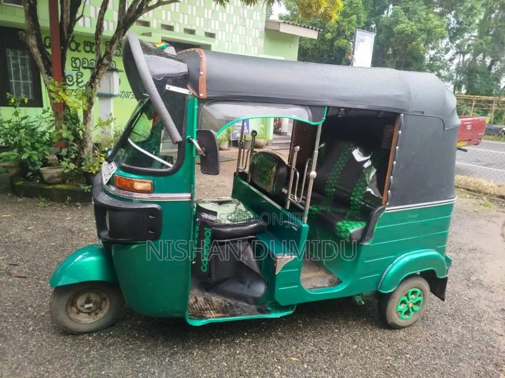 Bajaj RE 2014 Three Wheel (Used)