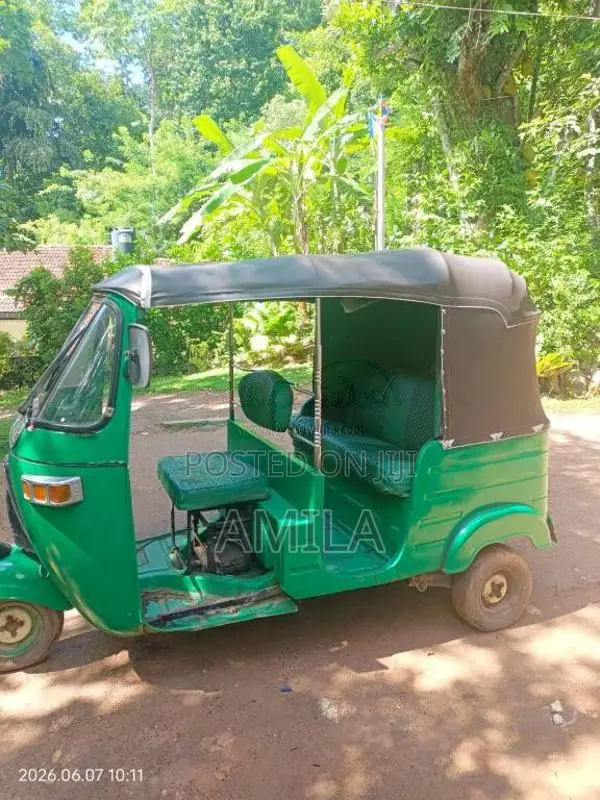 Bajaj RE 1996 Three Wheel (Used)