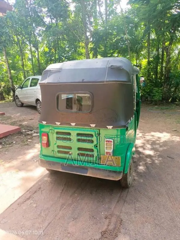 Bajaj RE 1996 Three Wheel (Used)