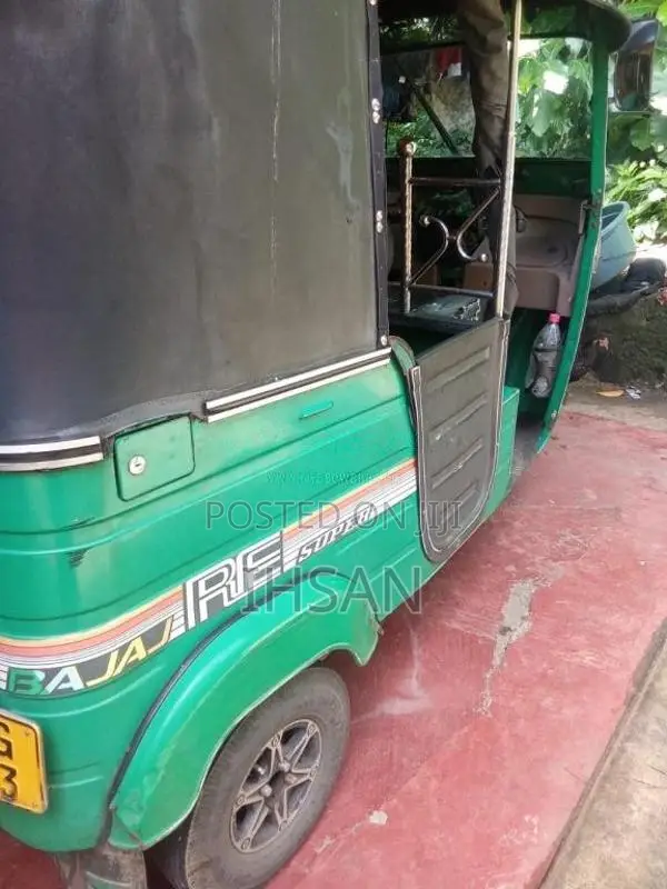 Bajaj RE 2015 Three Wheel (Used)