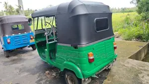 Bajaj RE 2005 Three Wheel (Used)
