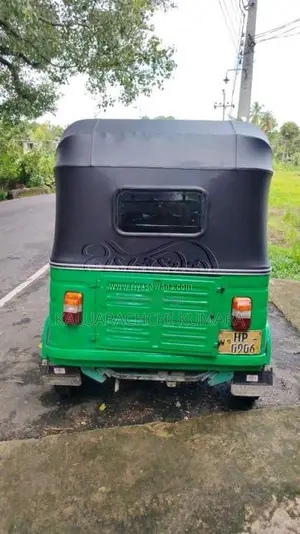 Bajaj RE 2005 Three Wheel (Used)