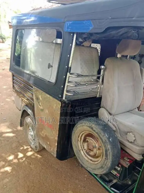 Piaggio Ape 2011 Three Wheel (Used)