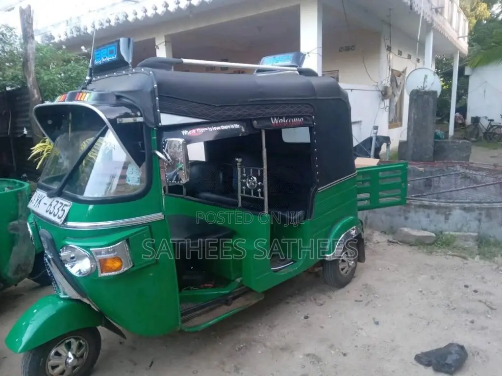 Bajaj RE 2012 Three Wheel (Used)